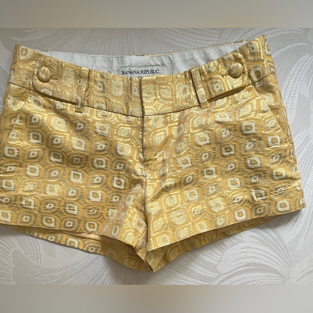 Banana Republic Yellow Patterned Women's Shorts